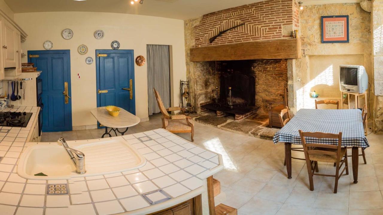 Maison Pierre Loti, Gite Historique Et Spacieux En Vallee De La Dordogne Bretenoux Luaran gambar